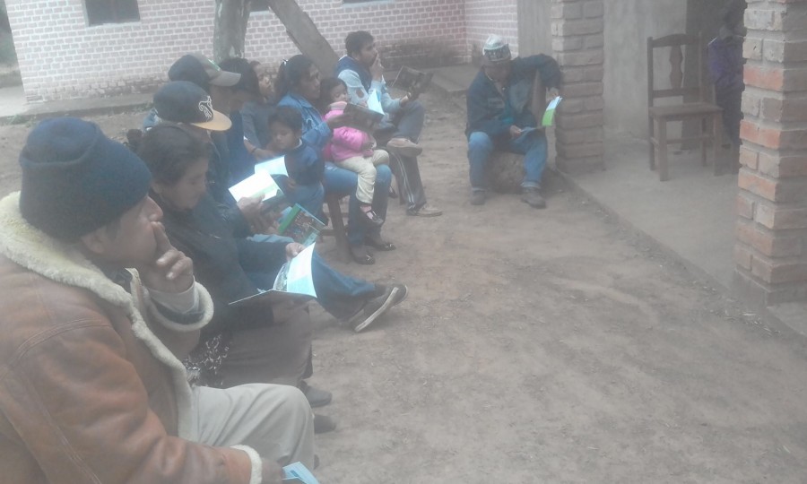 Ivo y Macharet&iacute; socializan con las OTBs sobre la elaboraci&oacute;n del estatuto